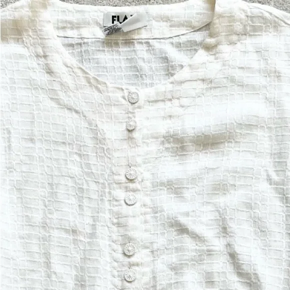 Flax Women's White Button-Up Top - Picture 3 of 10